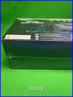 2008 PGM Batman The Dark Knight Collectible Stickers and Figures Figurine (D)