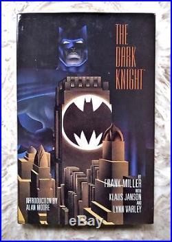 BATMAN THE DARK KNIGHT HC Signed by Frank Miller Limited Edition #3516/4000