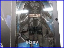 Batman 16 Scale Deluxe Collector Figure DC Direct Action Figure