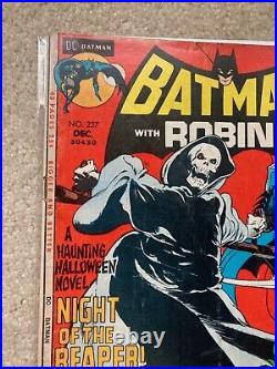 Batman #237 (DC Comics December 1971) VG Neal adams cover and art just amazing