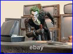 Batman Arkham Origins Joker Statue Collector's Edition 14×11×7