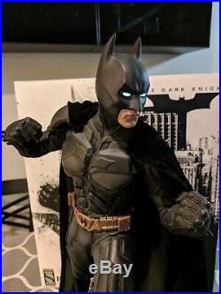 Batman EXCLUSIVE Sideshow Premium Format The Dark Knight Christian Bale