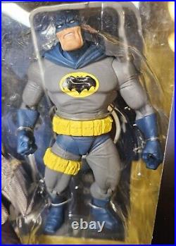 Batman & Joker SEALED/Mint TDKR Collector Box Set RARE 2001 Action Figure DC NIB