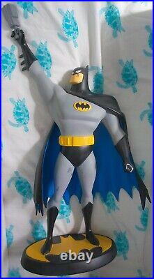 Batman The Animated Series Dark Knight Warner Brothers Store Statue Maquette