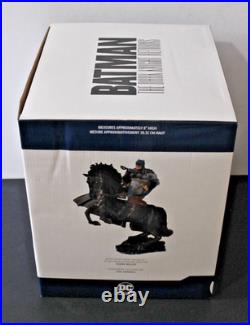 Batman The Dark Knight Returns A Call To Arms Mini Statue 8 New Sealed