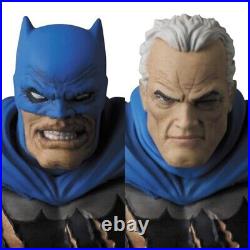 Batman The Dark Knight Returns Blue Version Collectible figurine Action Figure