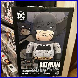Batman (The Dark Knight Returns Ver.) 100% + 400% Bearbrick Set by Medicom Toy