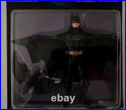 Batman The Dark Knight Series Shadow Wing Batman Action Figure Kenner 1990 MOC