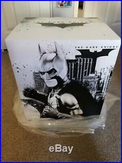 Batman / The Dark Knight / Sideshow Premium Format Figure / Mint