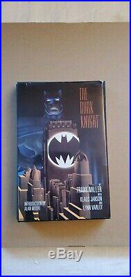 Batman The Dark Knight Signed Frank Miller #1096 Hardcover with Slipcase. Rare
