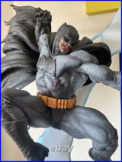 Batman the Dark Knight Returns Premium Format Figure statue pff Sideshow 300805