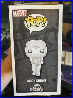 Comikaze 2017 LACC Funko Pop Moon Knight Glow in the Dark #267 with protector