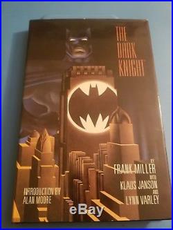 DC Batman THE DARK KNIGHT Frank Miller SIGNED LMT ED Hardcover 412/4000