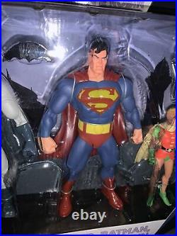 DC Collectibles Batman The Dark Knight Returns 30th Anniversary Figure Box Set