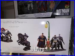DC Collectibles Batman The Dark Knight Returns 30th Anniversary Figure Box Set