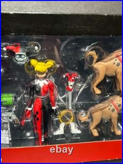 DC Collectibles Batman the Animated Series Harley Quinn Expressions Pack, New