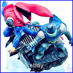 DC Collectibles Batman vs Superman Mini Battle Statue Limited Edition New