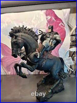 DC Collectibles DARK KNIGHT RETURNS A CALL TO ARMS YEAR OF THE HORSE