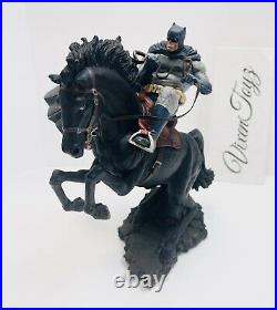 DC Collectibles The Dark Knight Returns A Call to Arms Mini Battle Statue #139