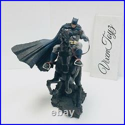 DC Collectibles The Dark Knight Returns A Call to Arms Mini Battle Statue #139