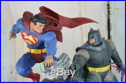 DC Collectibles The Dark Knight Returns Superman VS. Batman Battle Statue NIB