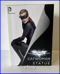 DC Collectibles The Dark Knight Rises Catwoman (16 Scale Icon Statue)