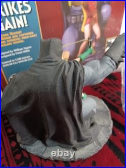 DC ComicsFrank MillerThe Dark Knight Strikes AgainStatue # 3598 (5500)
