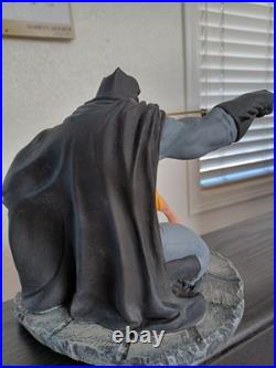 DC ComicsFrank MillerThe Dark Knight Strikes AgainStatue # 3598 (5500) DC ComicsFrank MillerThe Dark Knight Strikes AgainStatue # 3598 (5500)