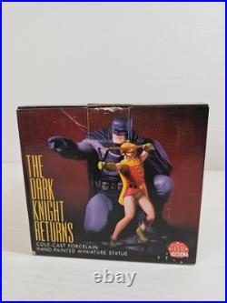 DC DIRECT ROBIN & The DARK KNIGHT STRIKES AGAIN STATUE FRANK MILLER LOT# 686