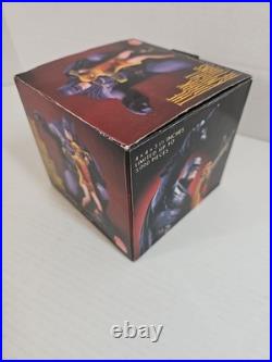 DC DIRECT ROBIN & The DARK KNIGHT STRIKES AGAIN STATUE FRANK MILLER LOT# 686