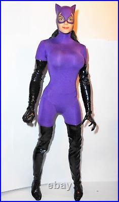 DC Direct 13 inch CATWOMAN classic 2008 deluxe jim balent batman collectibles