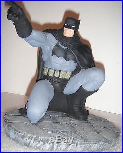 DC Direct Batman & Robinthe Dark Knight Strikes Again Statue #3275 Frank Miller