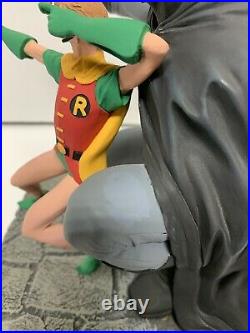 DC Direct Batman & Robinthe Dark Knight Strikes Again Statue #3453 Frank Miller