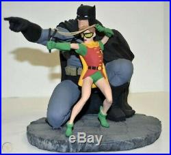 DC Direct Batman & Robinthe Dark Knight Strikes Again Statue #908 Frank Miller