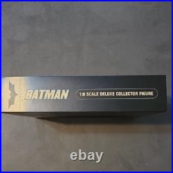 DC Direct Deluxe Batman 16 The Dark Knight Movie 13 Collector Figure