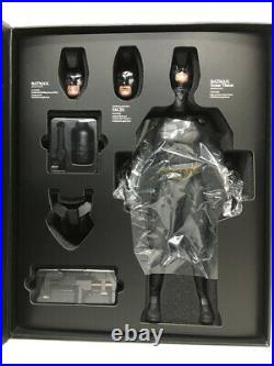DX02 BATMAN The Dark Knight Hot toys Movie Masterpiece 1/6 Collectible Figure