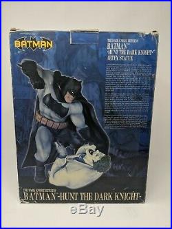 Dark Knight Returns Hunt the Dark Knight ArtFX Kotobukiya StatueME