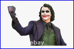 Diamond Select The Dark Knight Joker Statue
