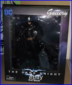 Diamond Select Toys DC Movie The Dark Knight Batman PVC Georama Action Figure