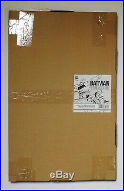 Esar0340. Batman The Dark Knight Returns Gallery Edition Sealed In Box (2016)
