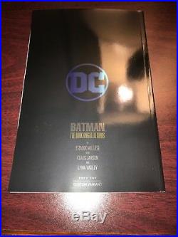 Exclusive 2018 New York Comic Con Batmanthe Dark Knight Returns Foil In Hand
