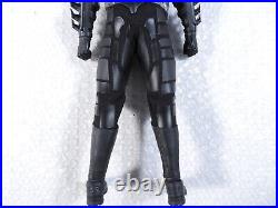 Hot Toys 16 The Dark Knight BATMAN ARMORY With DX12 Batman Figure MMS234