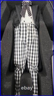 Hot Toys Batman DX14 The Joker (Mime Version) 1/6th Scale Collectible Figure