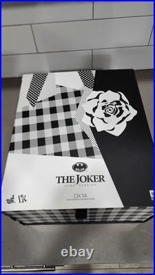 Hot Toys Batman DX14 The Joker (Mime Version) 1/6th Scale Collectible Figure