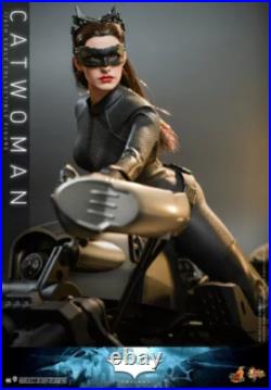 Hot Toys Catwoman The Dark Knight Trilogy 1/6 Collectible Figure MMS627 New