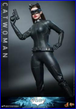 Hot Toys Catwoman The Dark Knight Trilogy 1/6 Collectible Figure MMS627 New