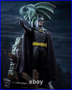 Hot Toys DC Comics 1989 Batman Deluxe MMS693 1/6 Sideshow Michael Keaton