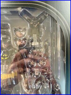 Hot Toys DC Comics 1989 Batman Deluxe MMS693 1/6 Sideshow Michael Keaton