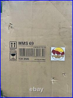 Hot Toys DC Comics Batman The Dark Knight Batmobile Tumbler MMS69 1/6 Sideshow