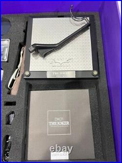 Hot Toys Dx01 The Dark Knight The Joker 1/6th Scale Collectible Figure